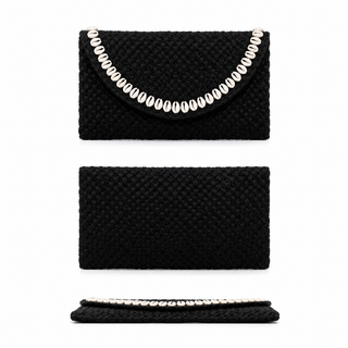 Cowrie Clutch